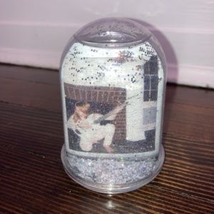 polaroid picture frame